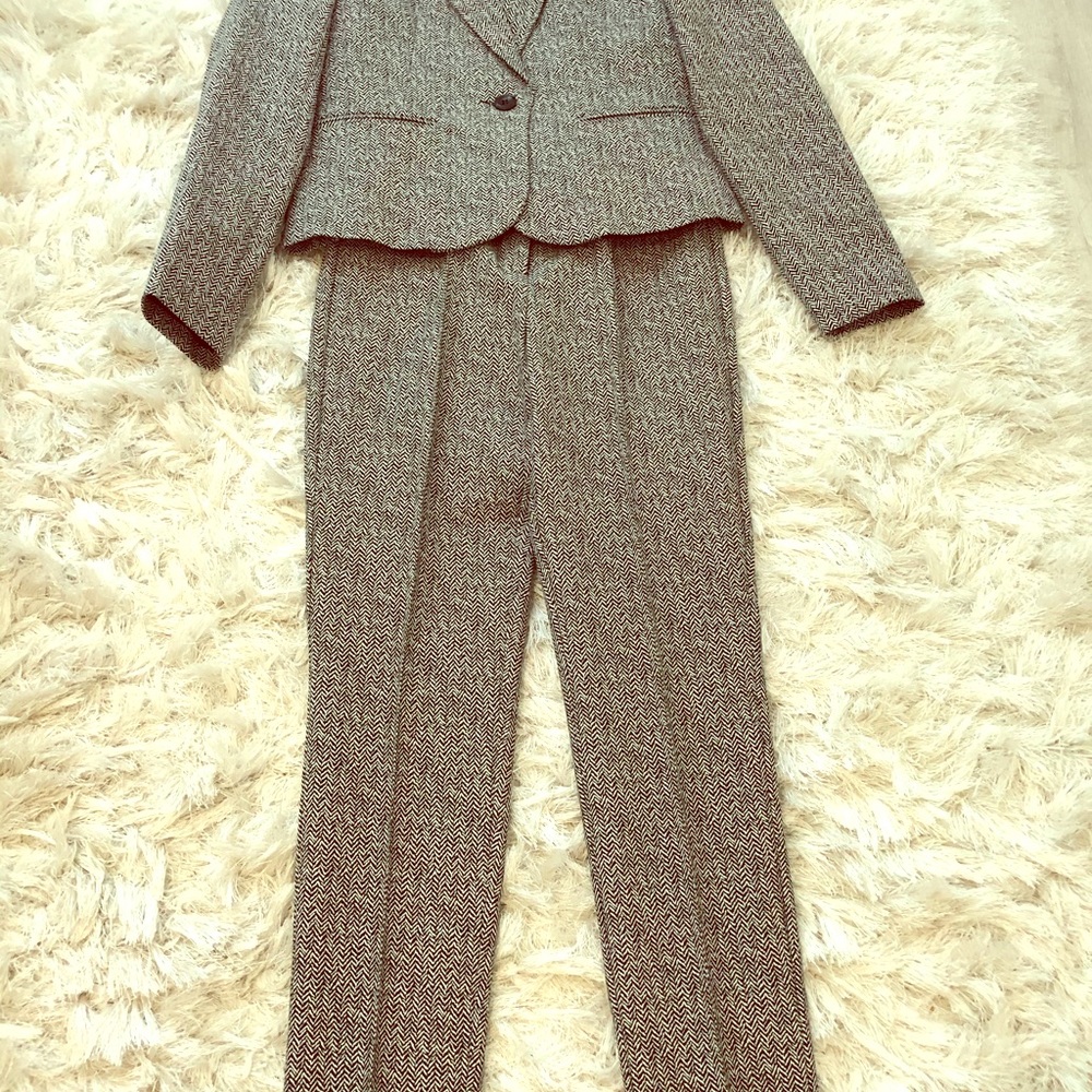 Suit
